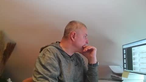 grau197077 online show from February 2026 09:48:01 AM