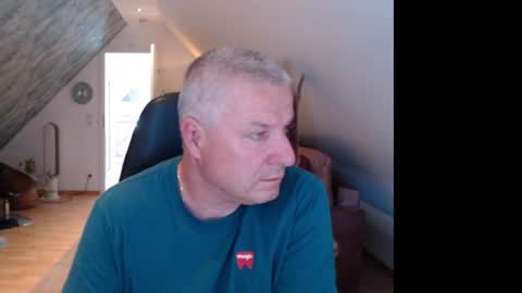Snapshot of grau197077 chatting on July 2026 07:46:01 AM grau197077 online show from July 2026 07:46:01 AM