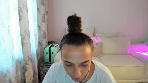 Anna online show from March 2026 02:01:02 AM