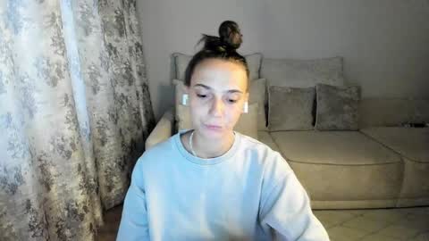 Anna online show from April 2026 12:32:02 PM