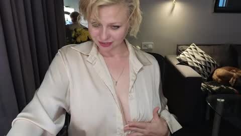 Ray online show from February 2025 12:44:02 PM