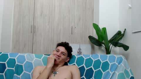 grecia_millercol online show from December 2024 01:37:02 AM