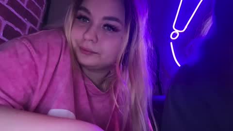 Snapshot of green_eyes_twinkl chatting on August 2026 11:09:02 PM Lina 3 online show from August 2026 11:09:02 PM