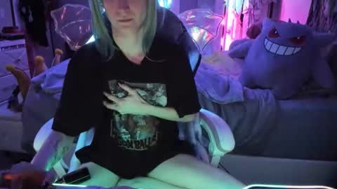 GreenEyedLovexo online show from November 2025 05:51:02 AM