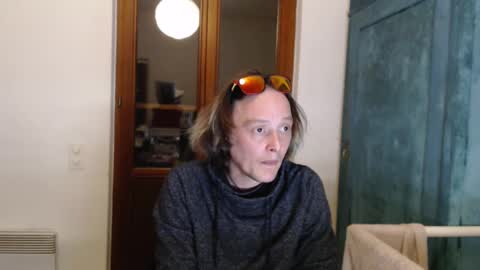 Greenmoon online show from March 2025 07:31:02 PM