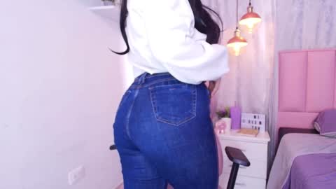   online show from February 2025 07:02:01 PM