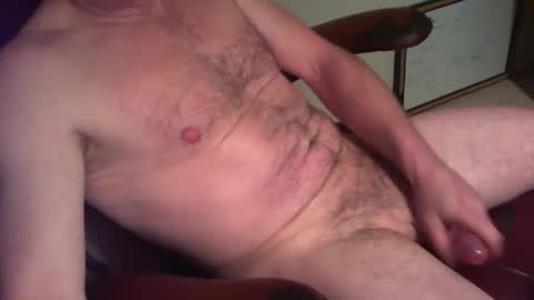 Snapshot of greenrooster1 chatting on December 2024 05:39:01 AM greenrooster1 online show from December 2024 05:39:01 AM