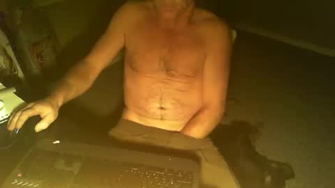 Snapshot of greenrooster1 chatting on October 2025 09:53:01 AM greenrooster1 online show from October 2025 09:53:01 AM