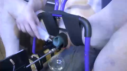 Snapshot of gregbball1 chatting on October 2025 01:50:02 AM electrogee1 online show from October 2025 01:50:02 AM