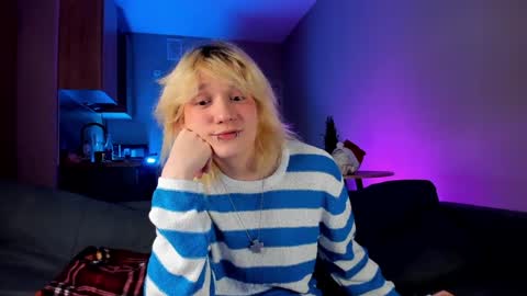 Snapshot of gregory_byyrd chatting on December 2024 07:22:01 PM Greg-independent model online show from December 2024 07:22:01 PM