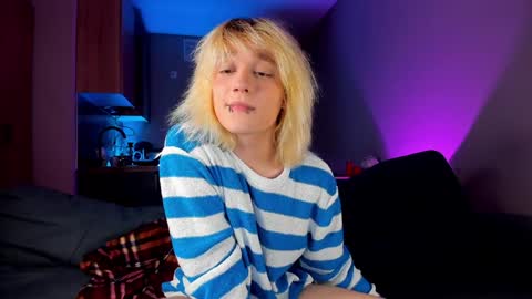 Snapshot of gregory_byyrd chatting on January 2025 07:02:02 PM Greg-independent model online show from January 2025 07:02:02 PM