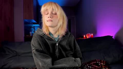 Snapshot of gregory_byyrd chatting on February 2025 07:02:01 PM Greg-independent model online show from February 2025 07:02:01 PM