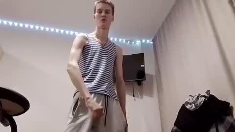 Felix online show from November 2025 08:24:01 AM