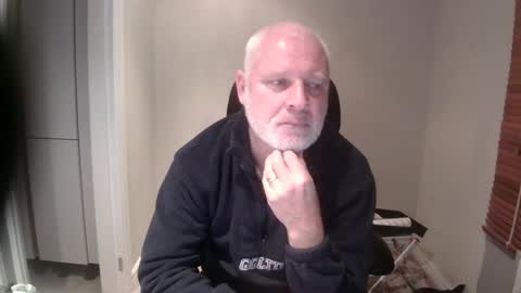 greyfox_6000 online show from December 2024 02:57:01 AM