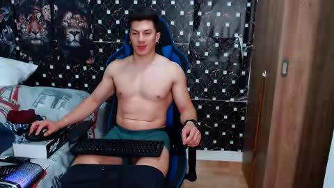 griego01 online show from December 2025 01:33:02 AM