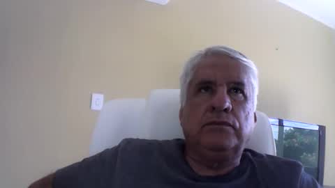 Snapshot of grisa01 chatting on May 2026 04:37:01 PM grisa01 online show from May 2026 04:37:01 PM
