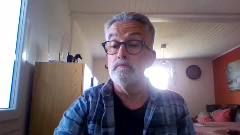 Snapshot of grybear60 chatting on May 2026 10:44:02 AM Grybear online show from May 2026 10:44:02 AM