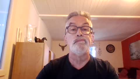 Grybear online show from August 2026 09:08:02 AM