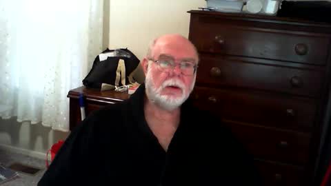 Snapshot of gtnolder60 chatting on April 2026 11:24:01 AM Gary online show from April 2026 11:24:01 AM