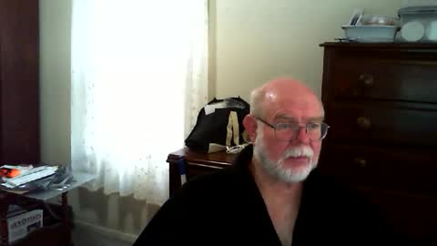 Snapshot of gtnolder60 chatting on April 2026 02:10:02 PM Gary online show from April 2026 02:10:02 PM