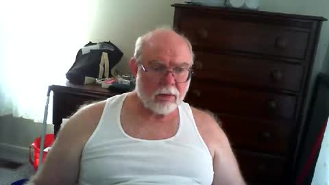 Snapshot of gtnolder60 chatting on June 2026 02:33:01 PM Gary online show from June 2026 02:33:01 PM
