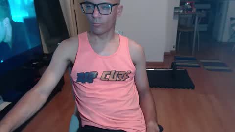 guachin_new online show from February 2026 03:05:01 AM