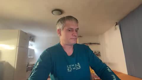 guardiannif_ online show from February 2026 01:09:02 AM