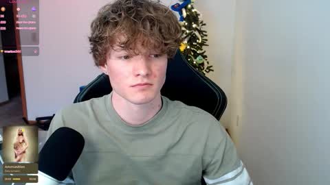 gucciboi4 online show from January 2026 05:29:02 PM