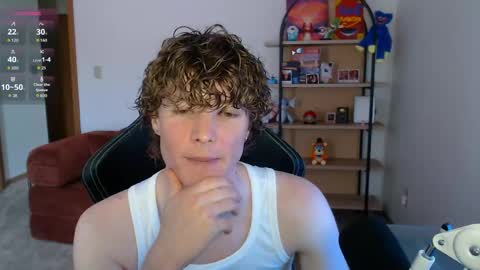 Snapshot of gucciboi4 chatting on June 2026 04:44:01 PM gucciboi4 online show from June 2026 04:44:01 PM