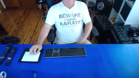 guesswhatigot2 online show from January 2025 02:19:01 AM