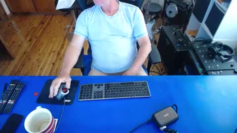 guesswhatigot2 online show from January 2025 06:25:01 AM