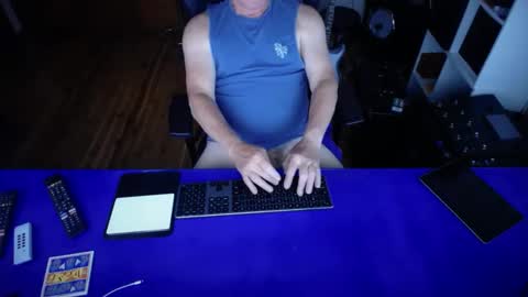 guesswhatigot2 online show from February 2025 10:50:01 AM