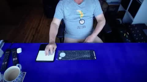 guesswhatigot2 online show from September 2025 07:51:02 AM