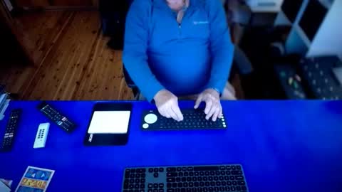 guesswhatigot2 online show from October 2025 06:48:01 AM