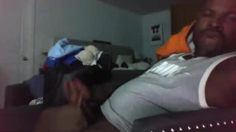 Snapshot of guidedhandstech chatting on September 2025 04:22:01 AM guidedhandstech online show from September 2025 04:22:01 AM