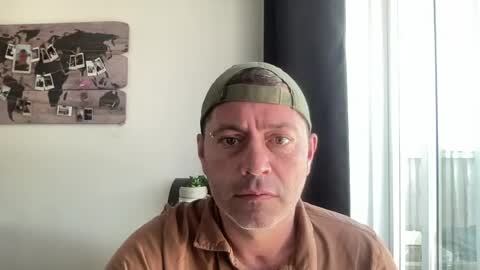 Snapshot of guil0 chatting on July 2026 05:26:02 PM guil0 online show from July 2026 05:26:02 PM