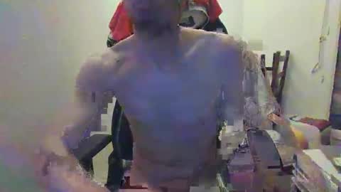 Snapshot of guil67728799 chatting on February 2025 08:37:01 PM guil67728799 online show from February 2025 08:37:01 PM