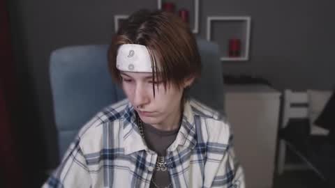 guitarandangell online show from February 2026 02:11:02 PM