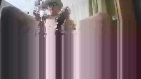 Snapshot of guitarbryman48 chatting on February 2025 07:29:02 AM guitarbryman48 online show from February 2025 07:29:02 AM