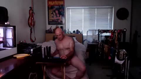 Mario online show from October 2025 12:42:01 AM