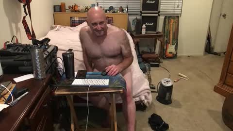 Mario online show from December 2025 09:38:01 AM