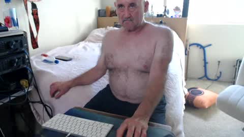 Snapshot of guitarsexgod2 chatting on July 2026 01:45:01 AM guitarsexgod2 online show from July 2026 01:45:01 AM
