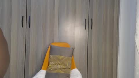 Miss Incredible online show from January 2026 12:49:02 AM