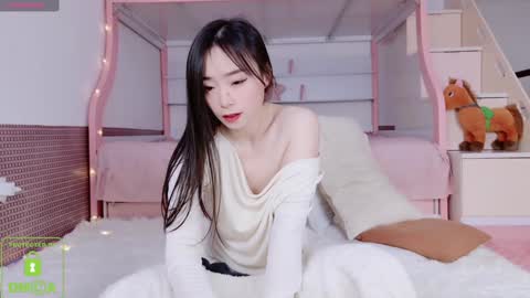 Snapshot of guoguomi chatting on December 2024 11:19:01 AM Hello my name is Guoguo online show from December 2024 11:19:01 AM