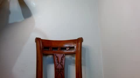 holl latino online show from March 2026 03:45:02 AM