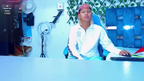 Hakim online show from January 2025 04:42:01 PM