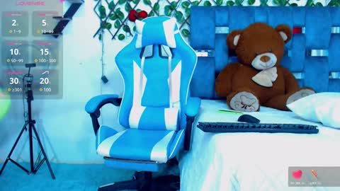 Hakim online show from March 2025 02:43:02 PM