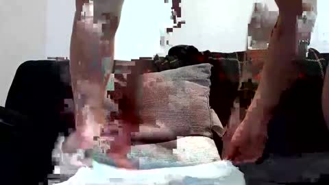 Snapshot of guts_san chatting on September 2025 10:00:02 PM guts_san online show from September 2025 10:00:02 PM