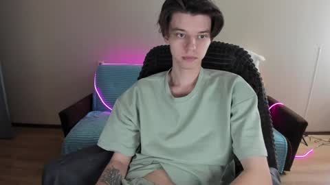 guy_liam1 online show from December 2024 12:37:01 PM