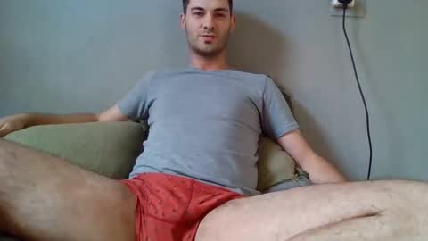 Snapshot of guyhardon chatting on December 2024 12:38:02 PM Guy Hardon online show from December 2024 12:38:02 PM